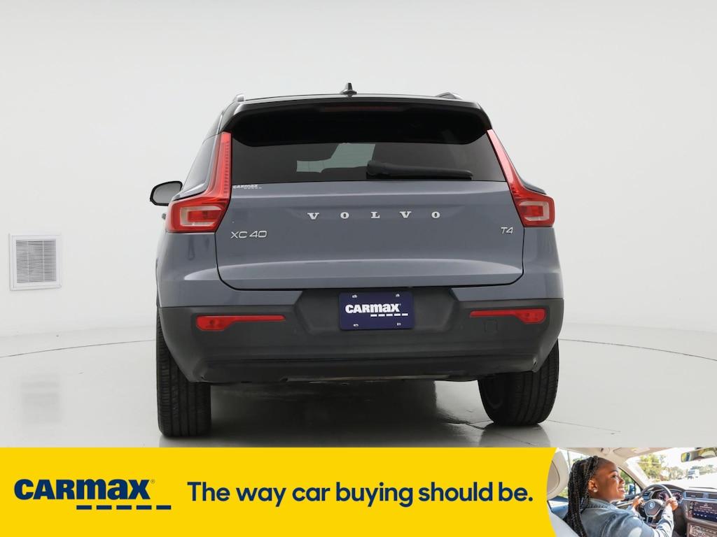 used 2022 Volvo XC40 car, priced at $24,998