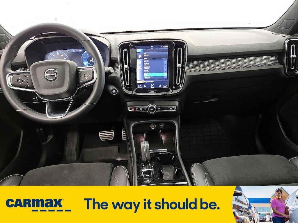 used 2022 Volvo XC40 car, priced at $24,998