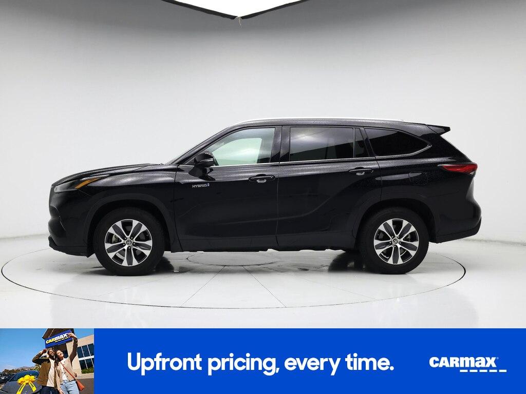 used 2021 Toyota Highlander Hybrid car, priced at $32,998