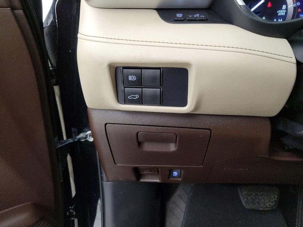 used 2021 Toyota Highlander car, priced at $35,998