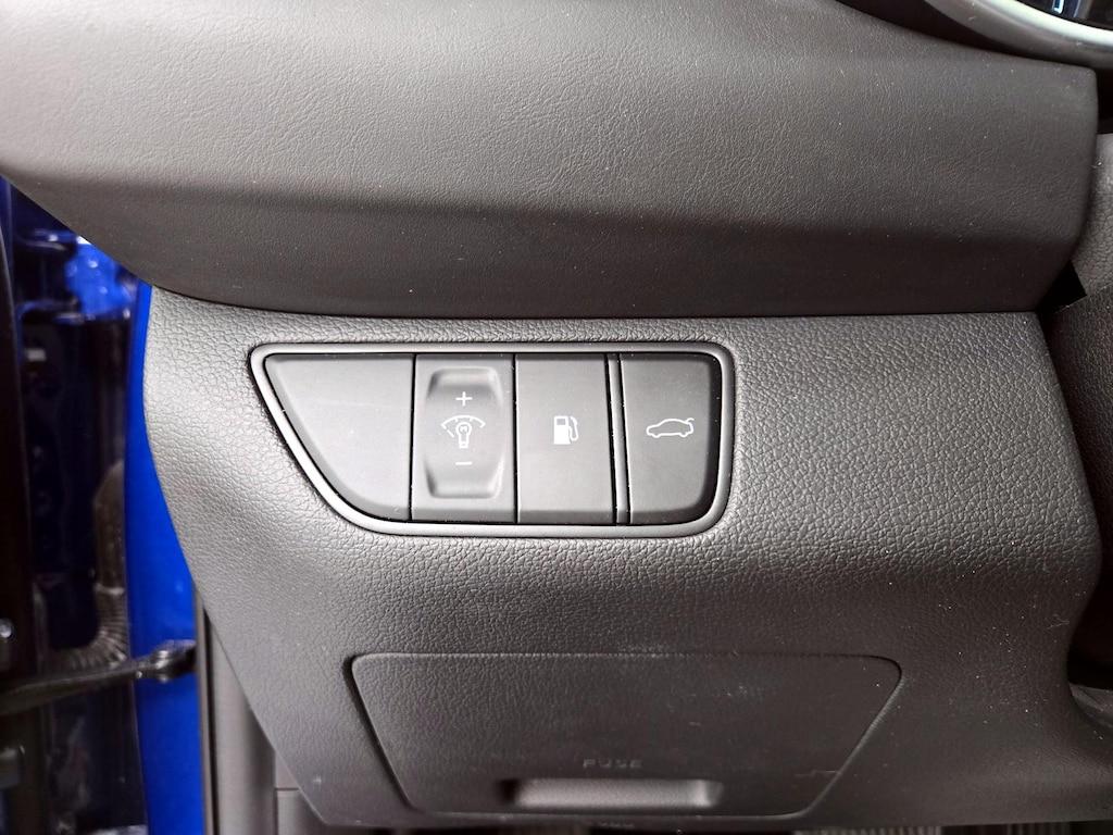 used 2022 Genesis G70 car, priced at $24,998