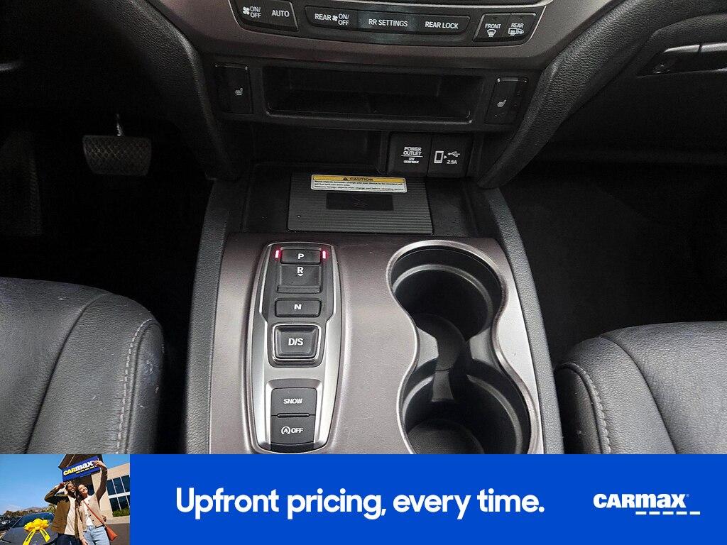 used 2021 Honda Pilot car, priced at $25,998