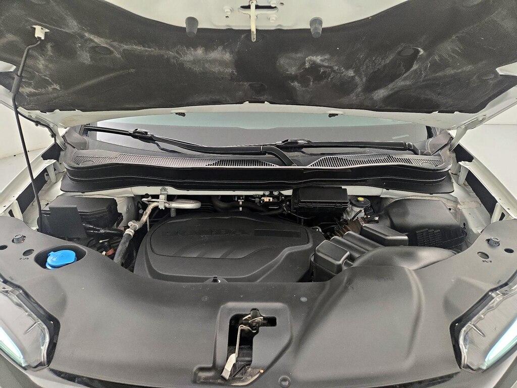 used 2021 Honda Pilot car, priced at $25,998