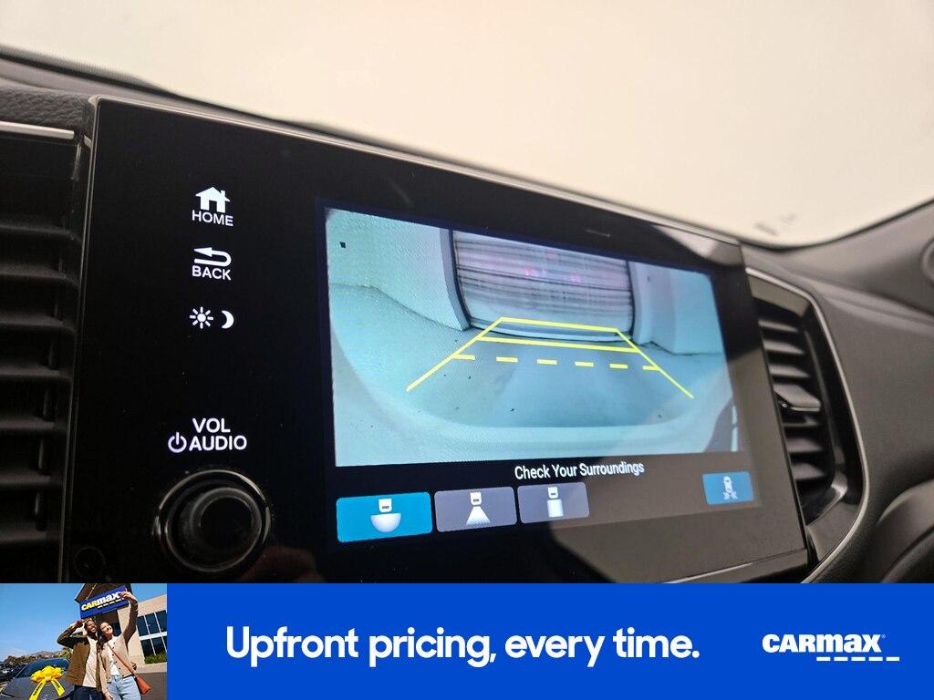 used 2021 Honda Pilot car, priced at $25,998