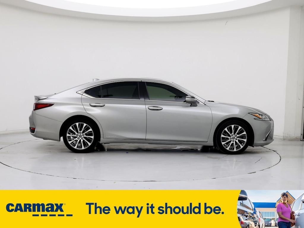 used 2019 Lexus ES 300h car, priced at $26,998