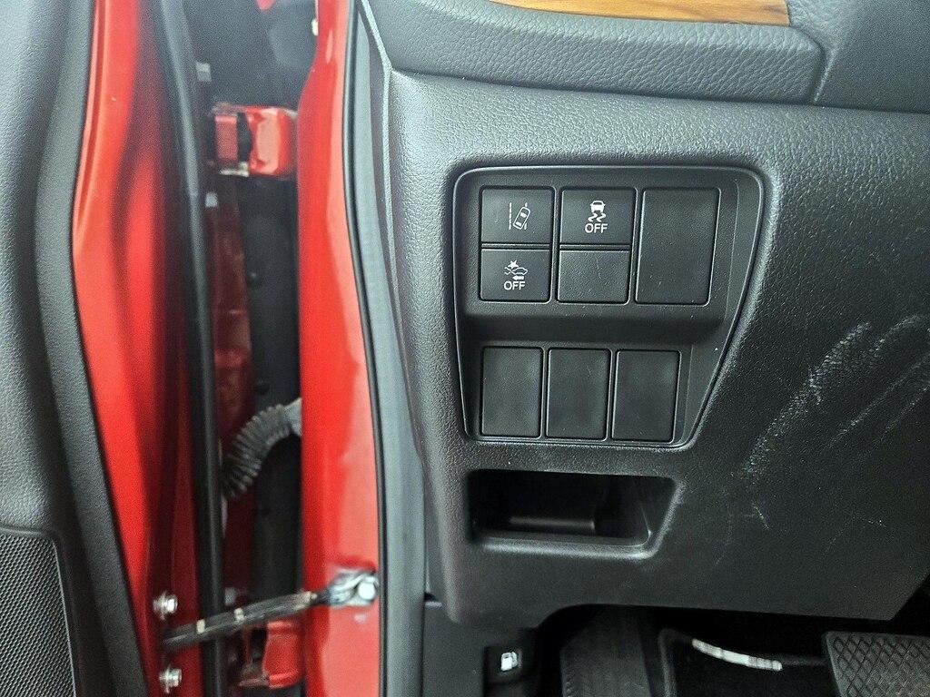 used 2018 Honda CR-V car, priced at $20,998