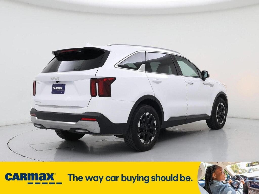 used 2024 Kia Sorento car, priced at $32,998