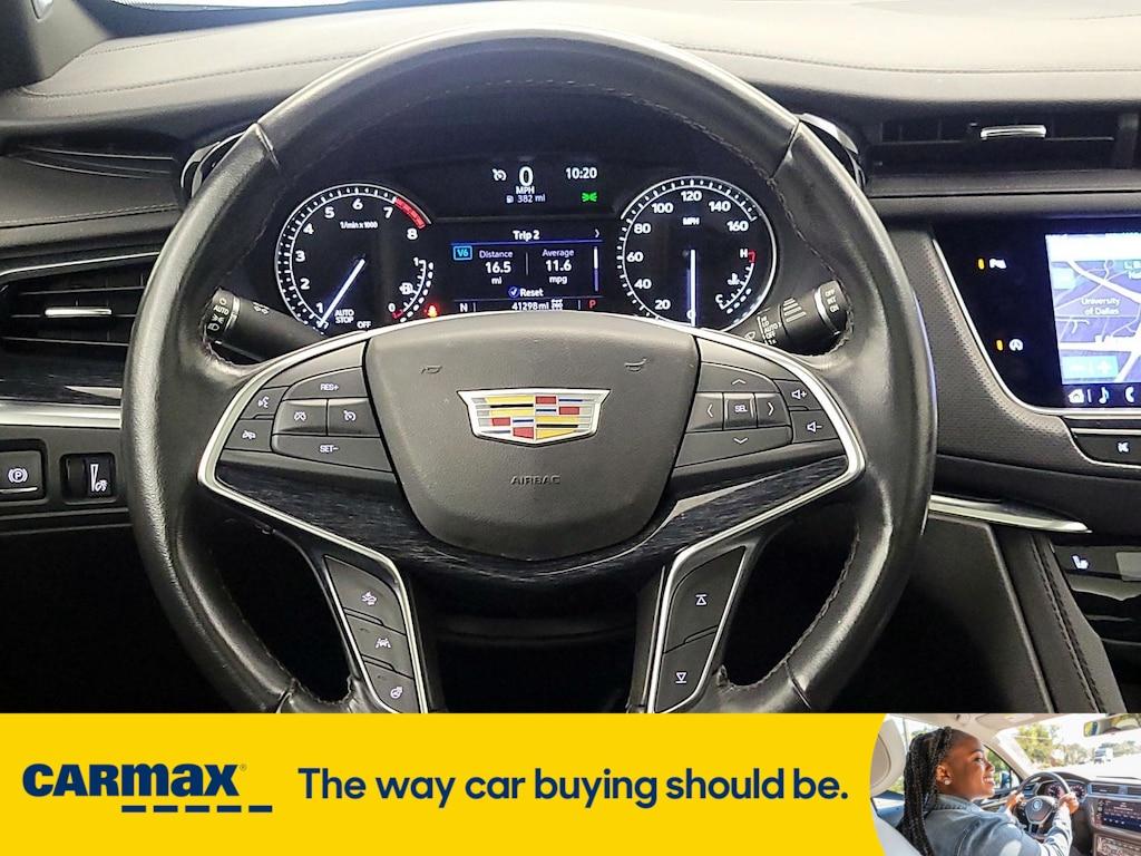 used 2023 Cadillac XT5 car, priced at $30,998
