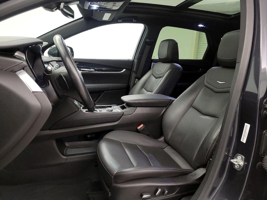 used 2023 Cadillac XT5 car, priced at $30,998