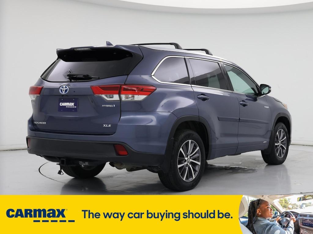 used 2018 Toyota Highlander Hybrid car, priced at $25,998