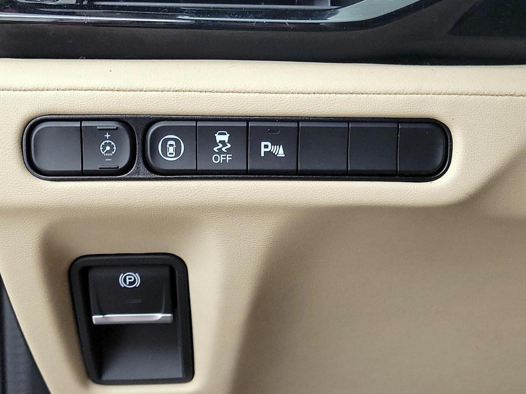 used 2023 Acura MDX car, priced at $38,998