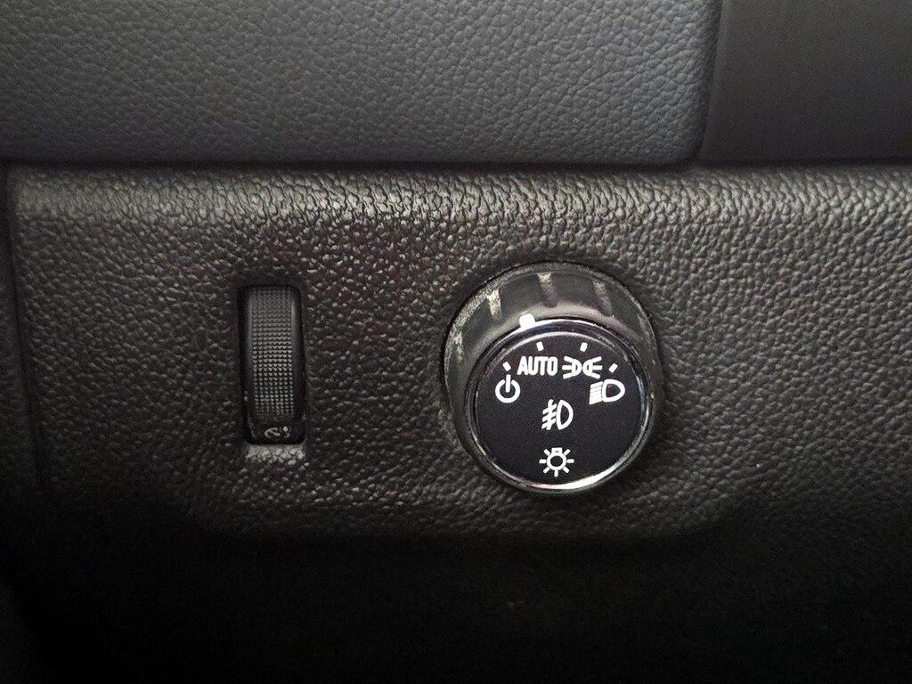 used 2021 Chevrolet Colorado car, priced at $26,998