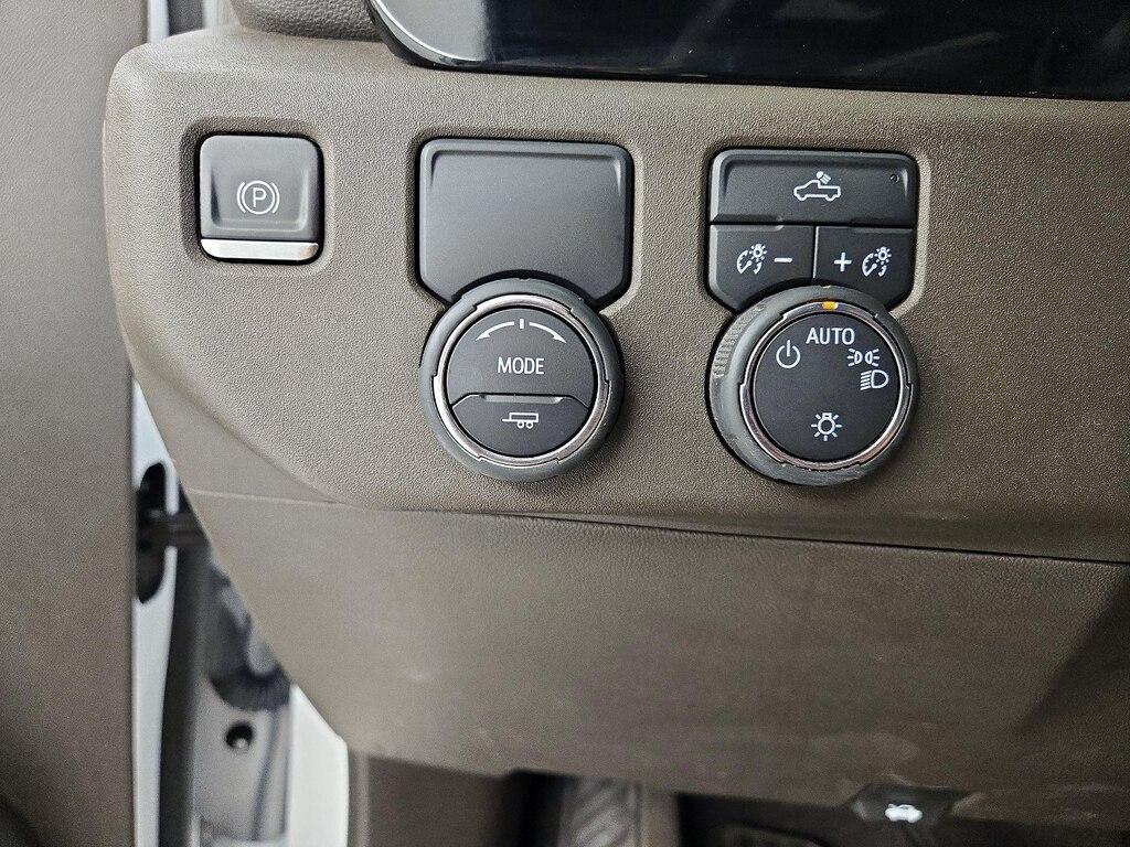 used 2024 Chevrolet Silverado 1500 car, priced at $42,998