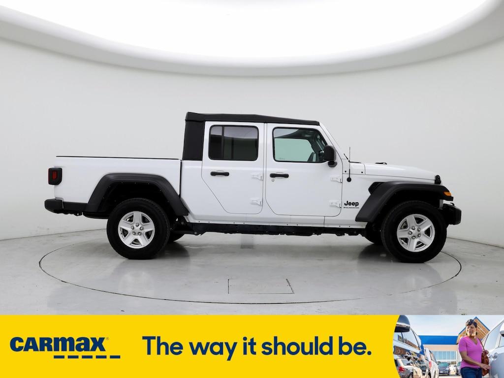 used 2023 Jeep Gladiator car, priced at $27,998