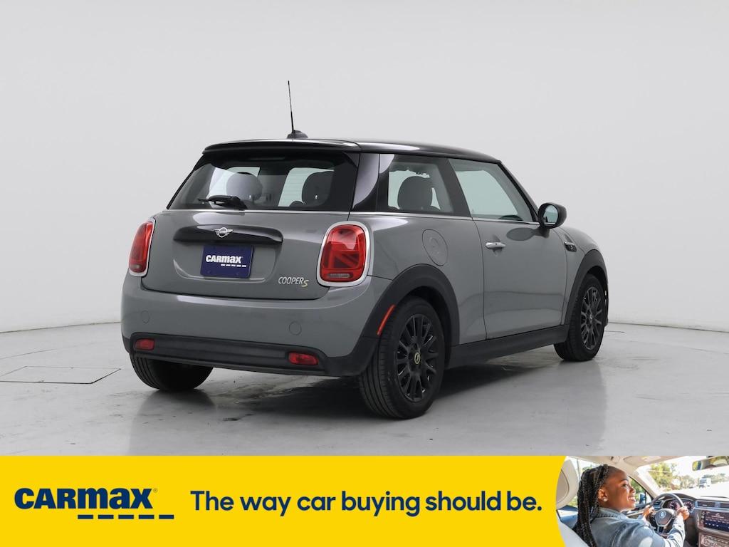 used 2022 MINI SE Hardtop car, priced at $23,998