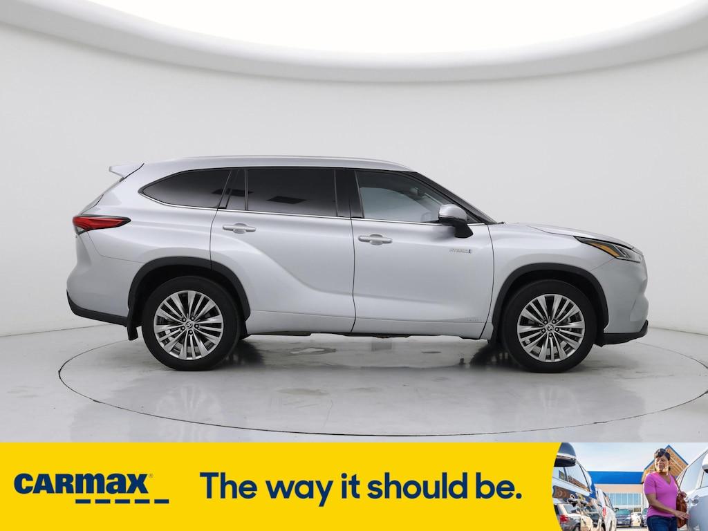 used 2021 Toyota Highlander Hybrid car, priced at $40,998