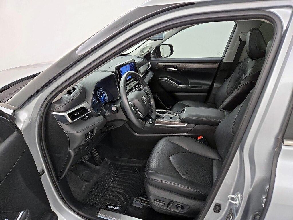 used 2021 Toyota Highlander Hybrid car, priced at $42,998