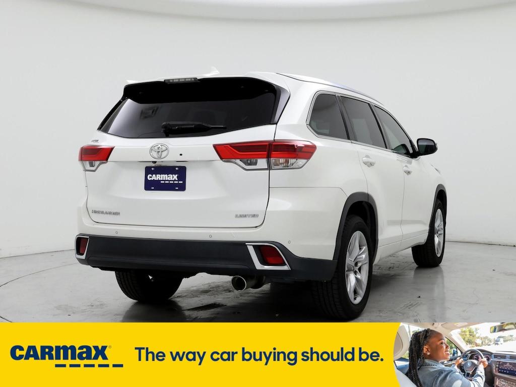 used 2017 Toyota Highlander car, priced at $29,998