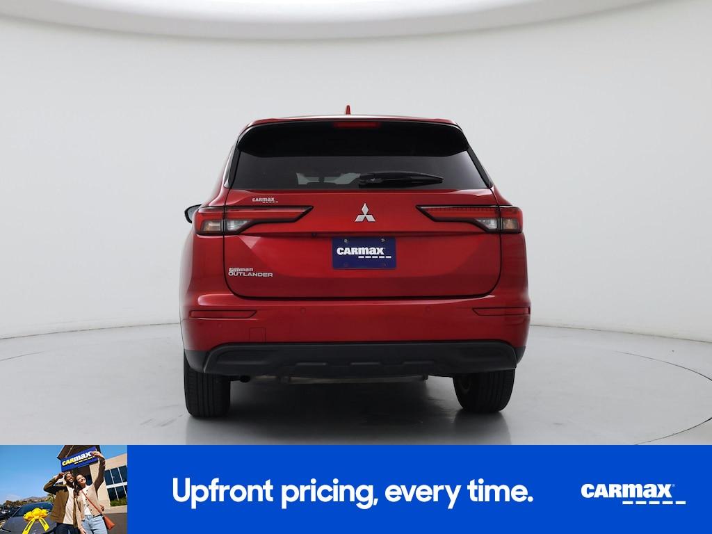 used 2024 Mitsubishi Outlander car, priced at $26,998