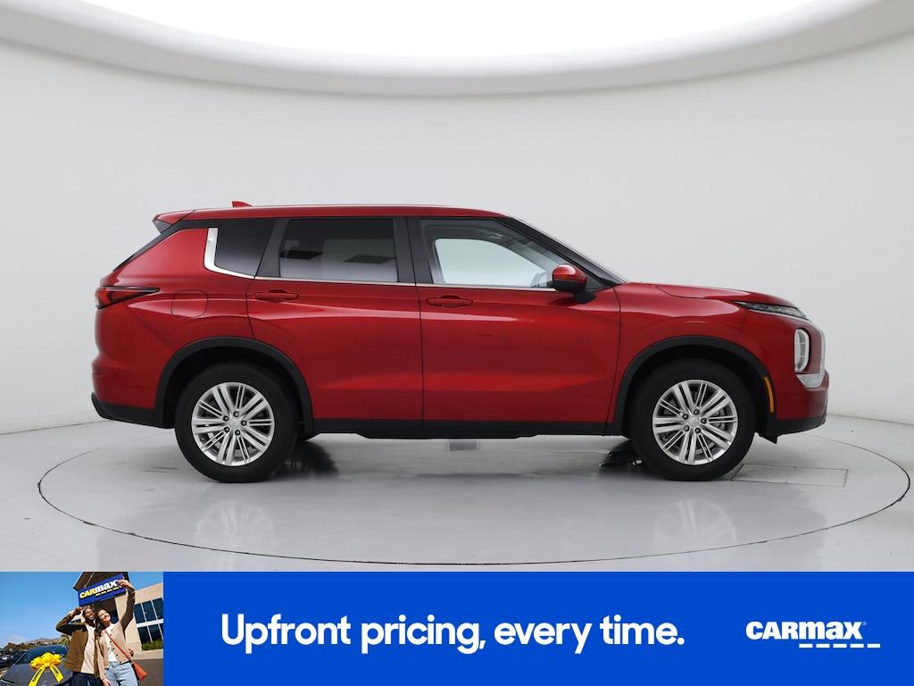 used 2024 Mitsubishi Outlander car, priced at $26,998