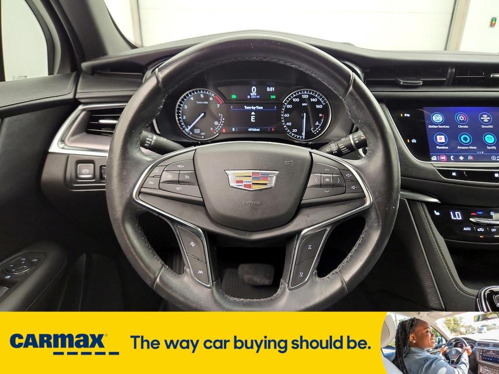 used 2021 Cadillac XT5 car, priced at $24,998