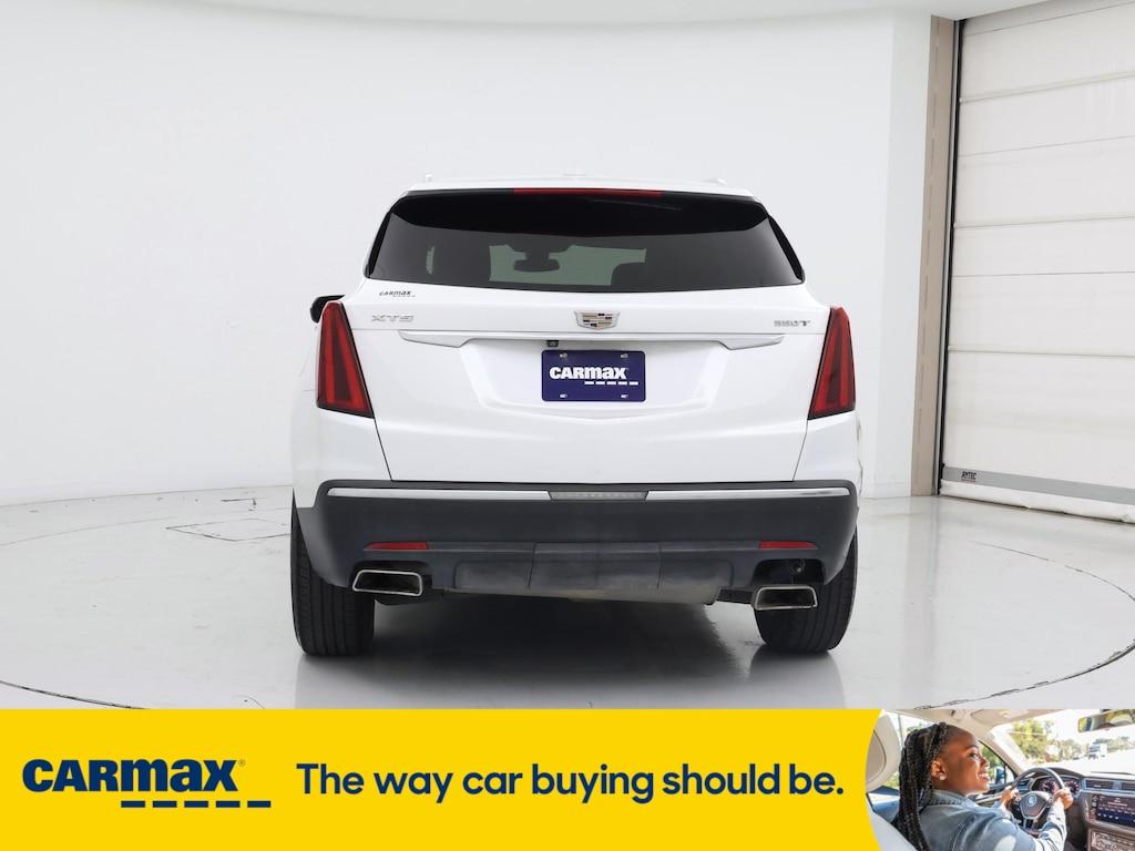 used 2021 Cadillac XT5 car, priced at $24,998