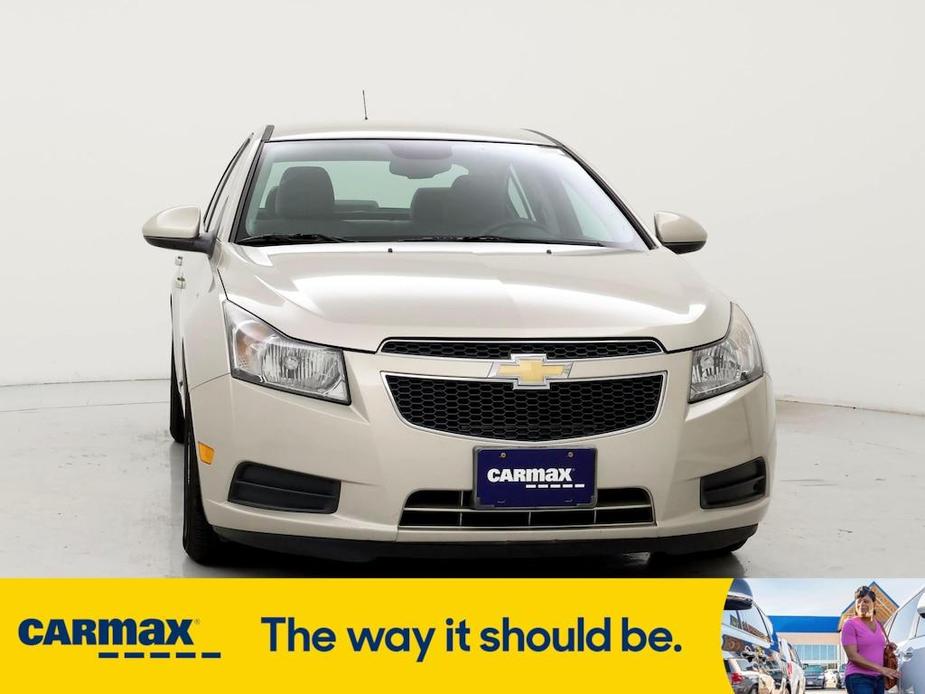 used 2013 Chevrolet Cruze car, priced at $13,998