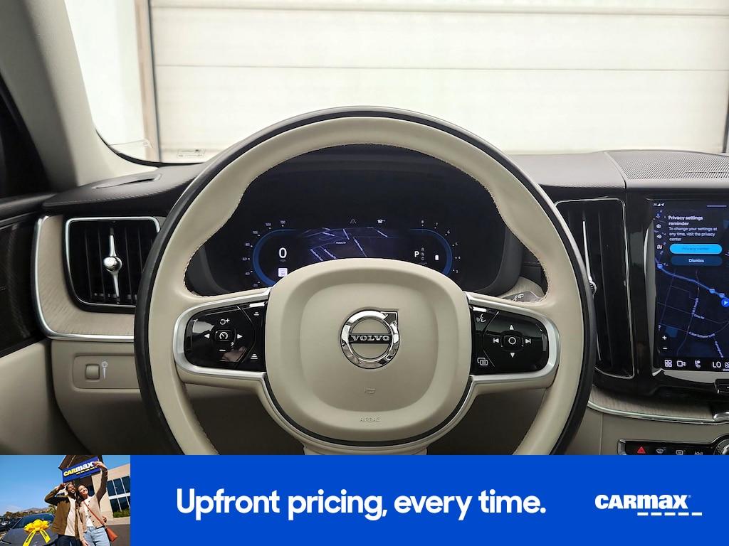 used 2022 Volvo XC60 car, priced at $32,998