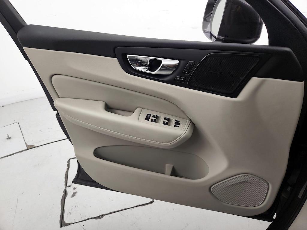 used 2022 Volvo XC60 car, priced at $32,998