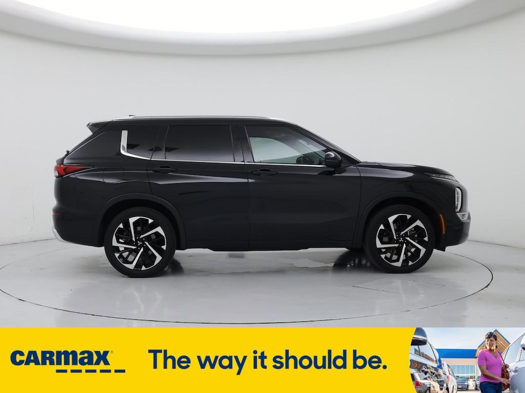 used 2023 Mitsubishi Outlander car, priced at $27,998