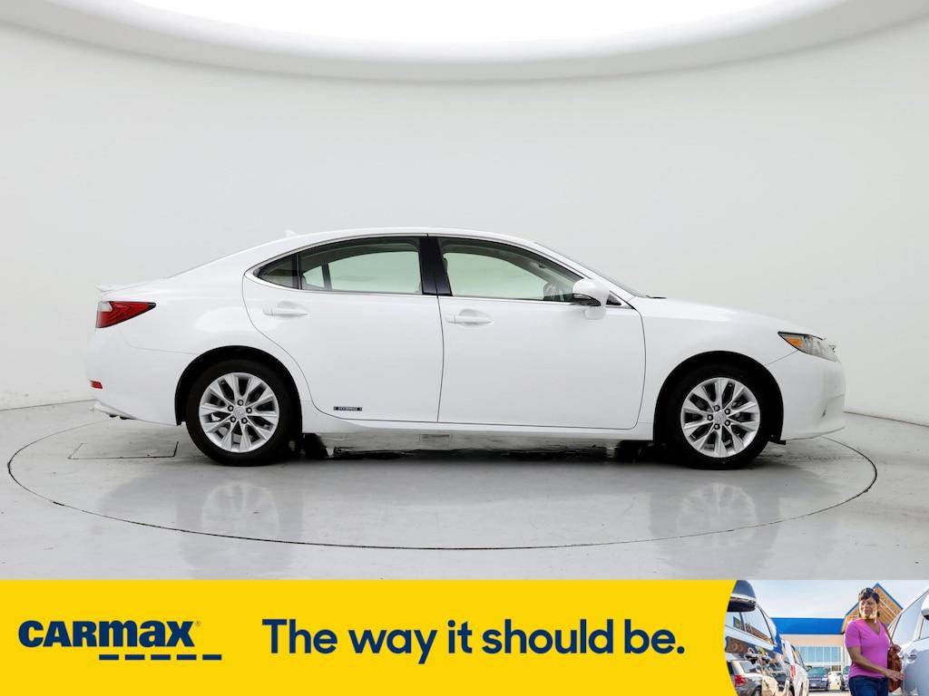 used 2014 Lexus ES 300h car, priced at $19,998