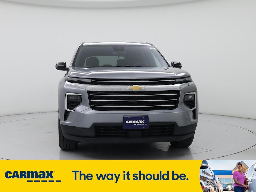 used 2025 Chevrolet Traverse car, priced at $40,998