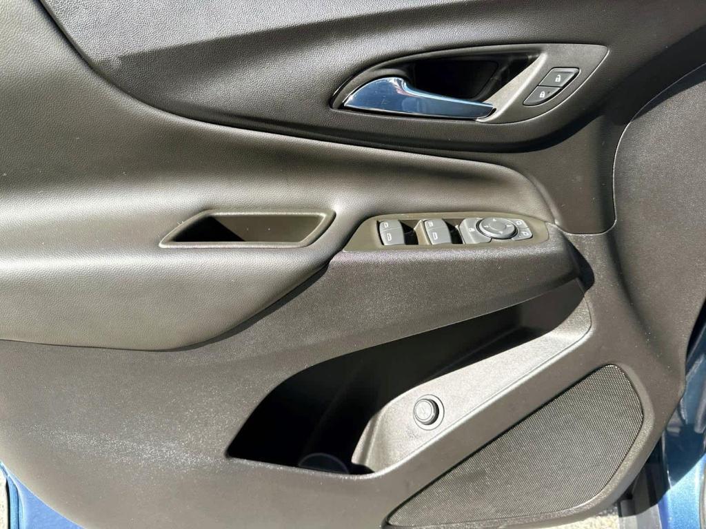 used 2024 Chevrolet Equinox car, priced at $26,500