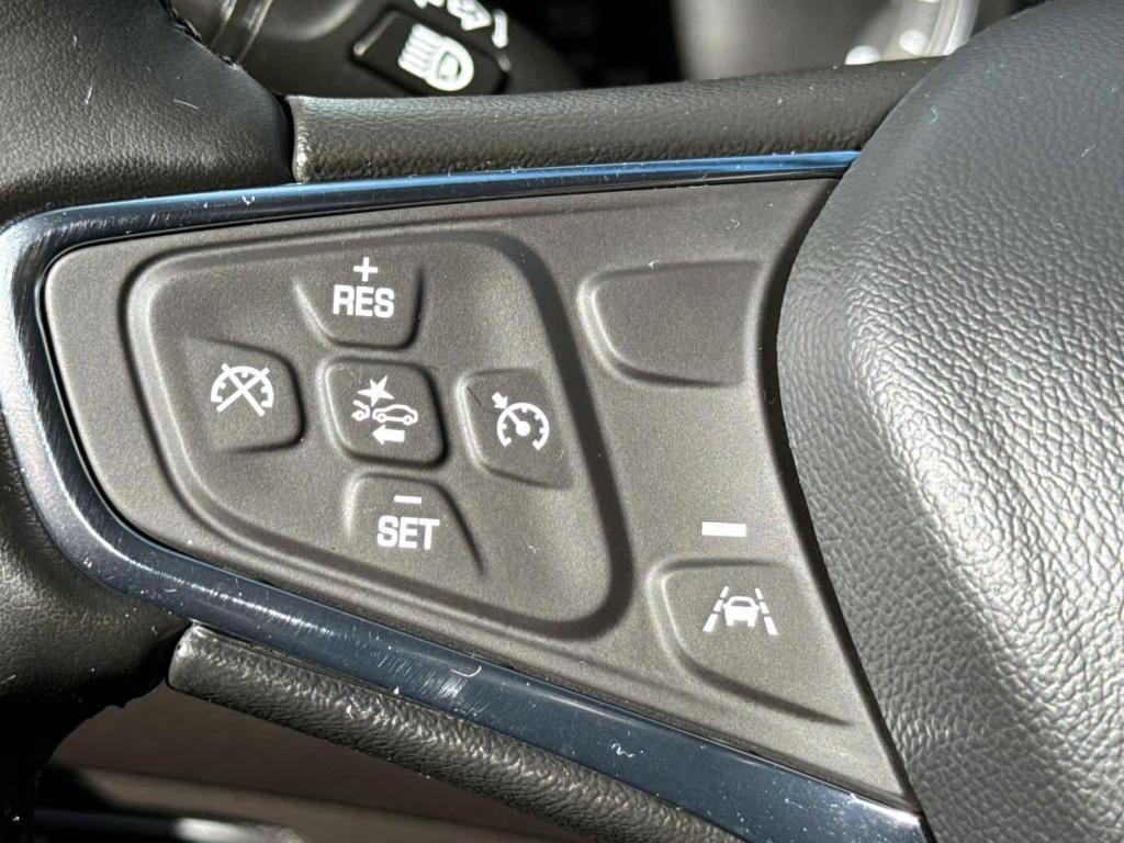 used 2024 Chevrolet Equinox car, priced at $26,500