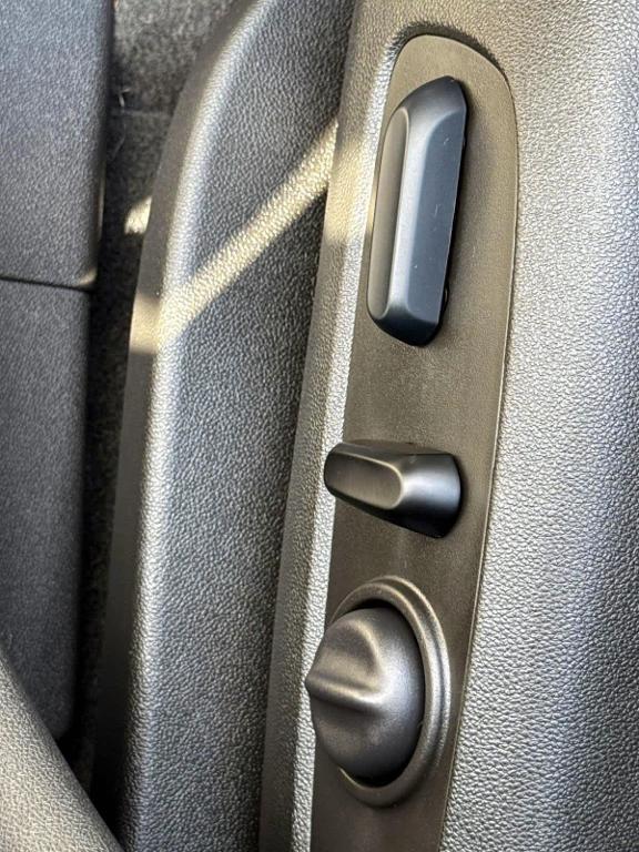 used 2024 Chevrolet Equinox car, priced at $26,500