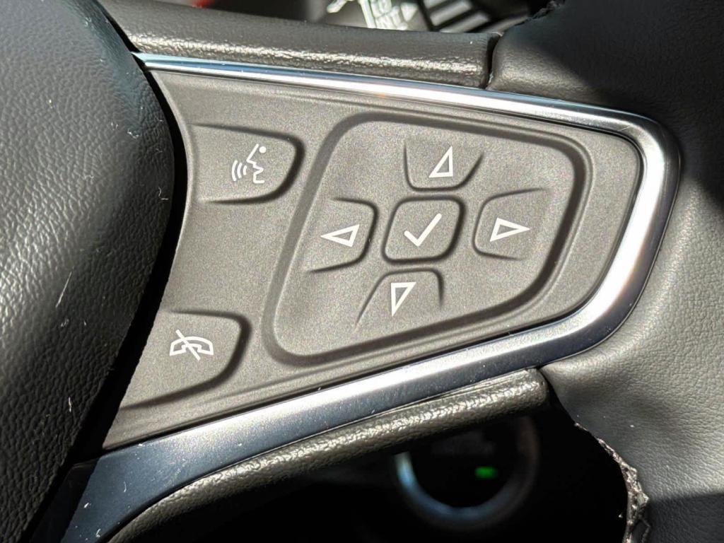 used 2024 Chevrolet Equinox car, priced at $26,500