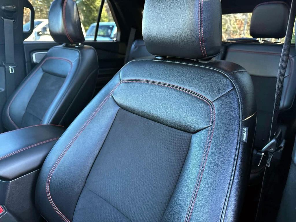 used 2024 Ford Explorer car, priced at $39,995