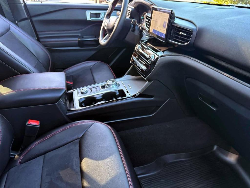 used 2024 Ford Explorer car, priced at $39,995