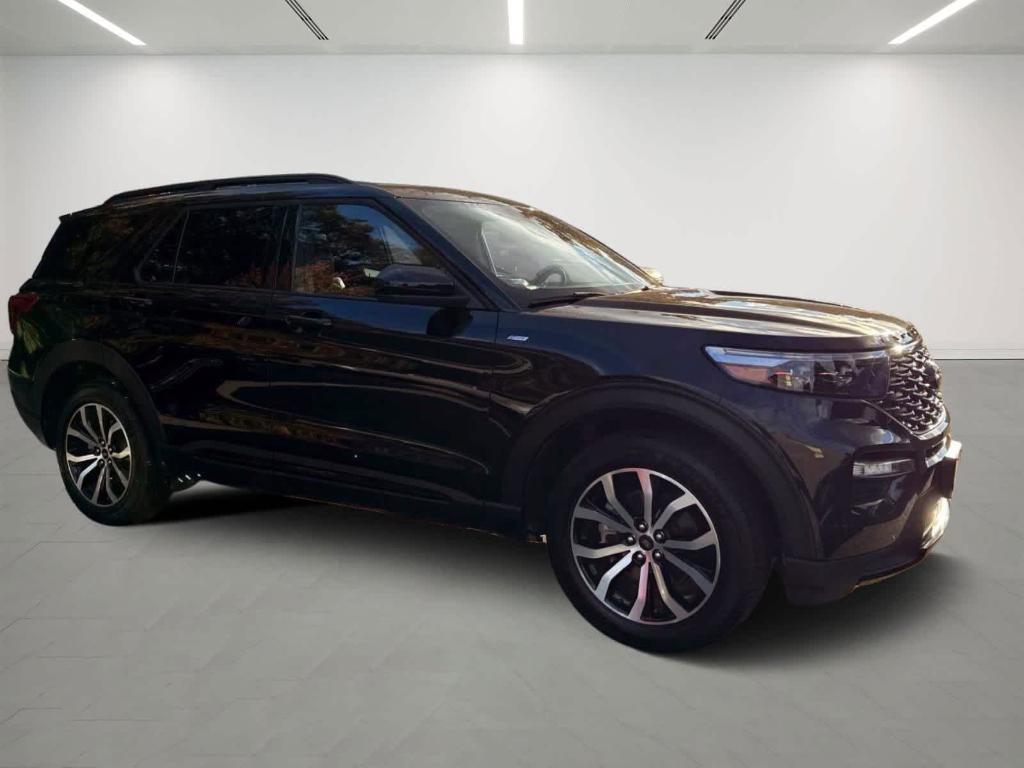 used 2024 Ford Explorer car, priced at $43,988