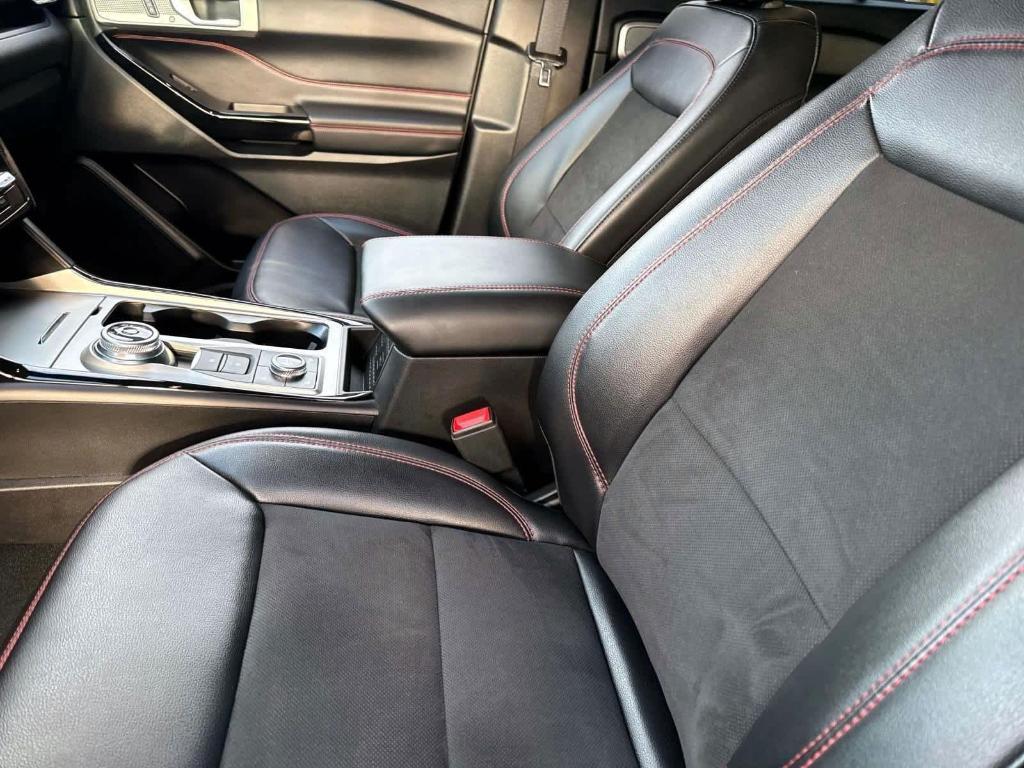 used 2024 Ford Explorer car, priced at $43,988