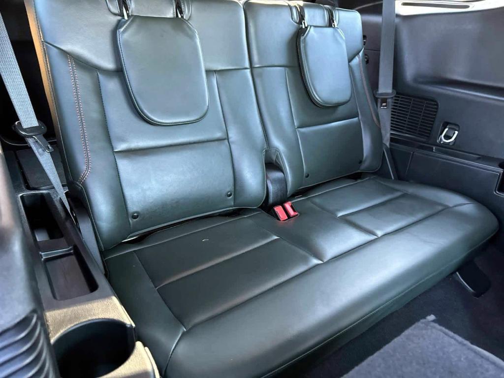 used 2024 Ford Explorer car, priced at $39,995