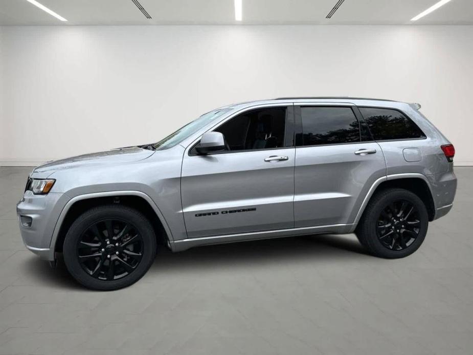 used 2019 Jeep Grand Cherokee car, priced at $29,900