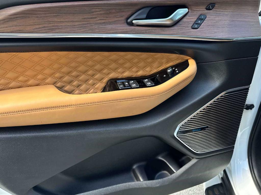 used 2023 Jeep Grand Cherokee L car, priced at $43,812