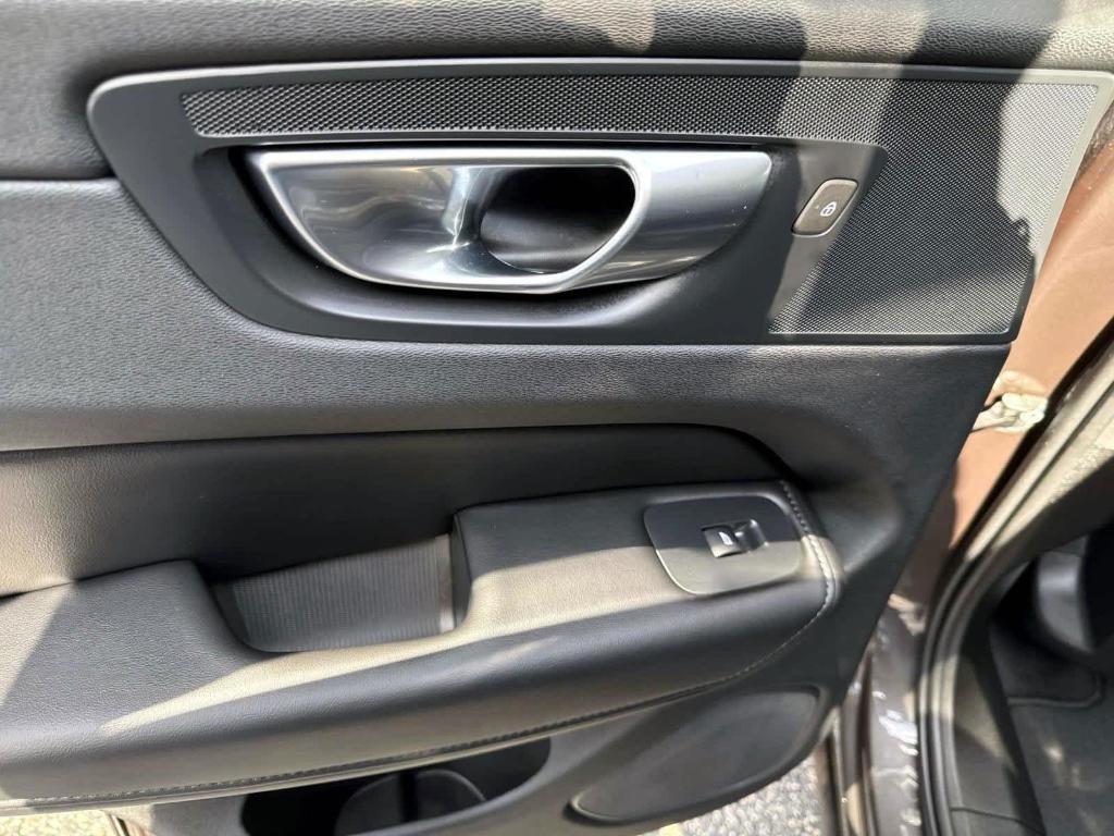 used 2025 Volvo XC60 car, priced at $38,990
