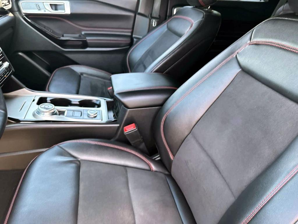 used 2024 Ford Explorer car, priced at $38,995