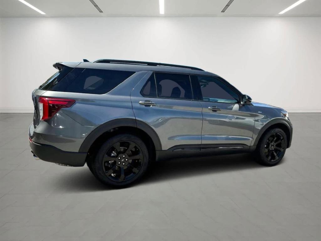 used 2024 Ford Explorer car, priced at $38,995