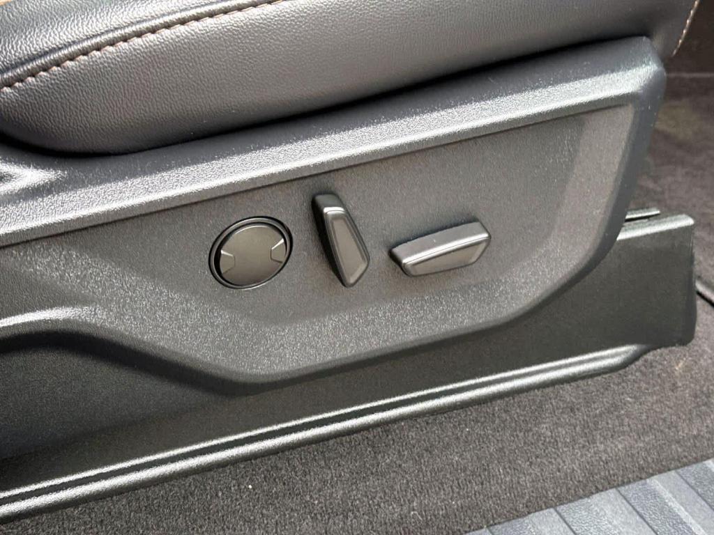 used 2025 Ford F-450 car, priced at $88,222