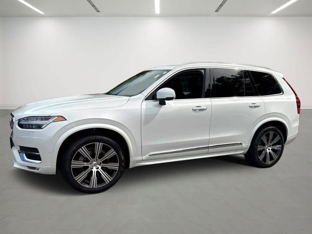 used 2022 Volvo XC90 car, priced at $40,995