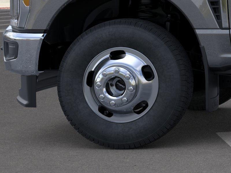 new 2025 Ford F-350 car, priced at $79,385