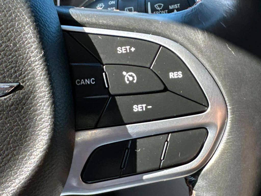 used 2019 Chrysler Pacifica car, priced at $19,995